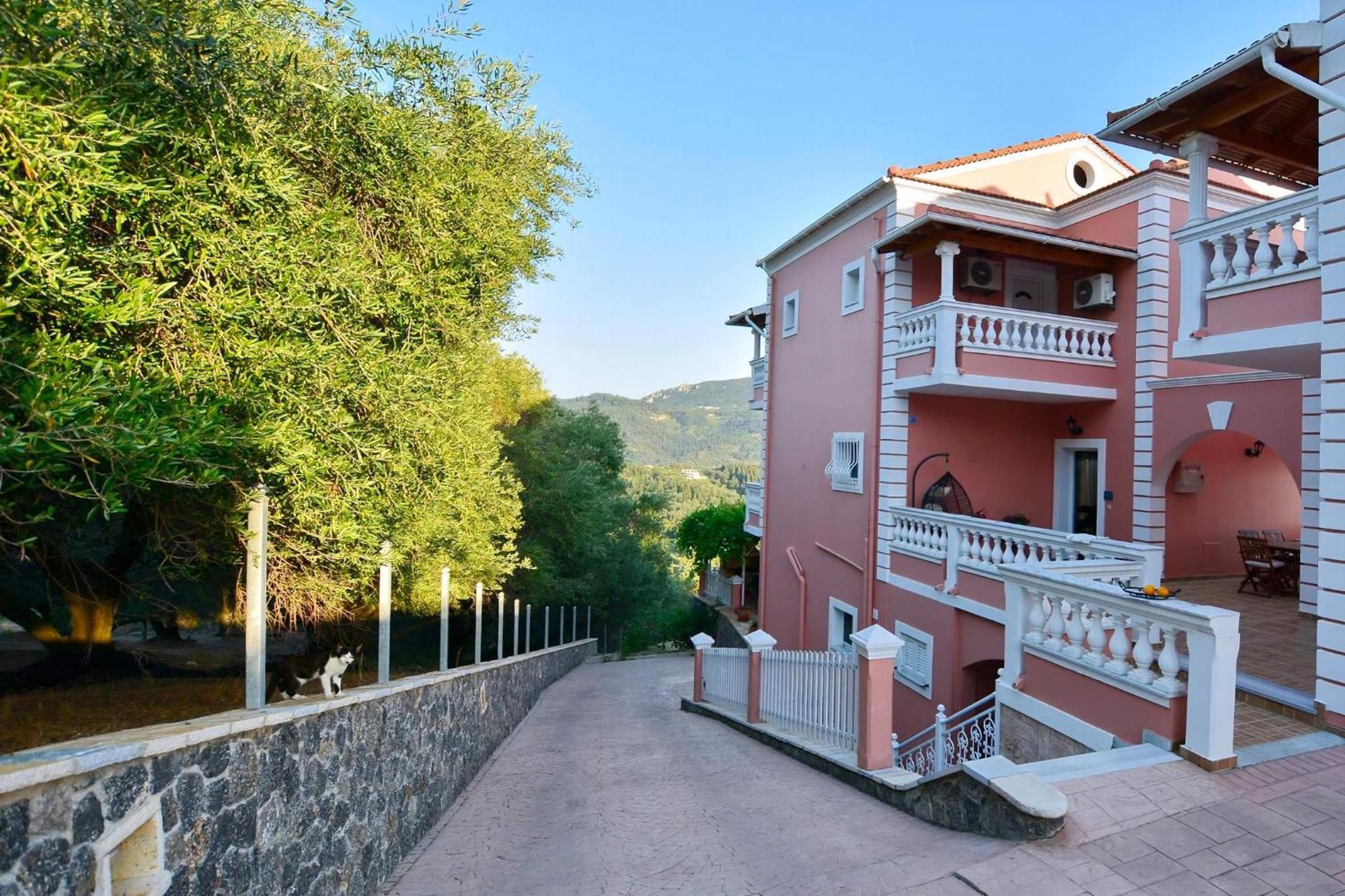 Tranquil Corfu Villa 3 Bedrooms Villa Chrinos Gated Pool อายีโอส เยออร์ยิโอส ปากอน ภายนอก รูปภาพ
